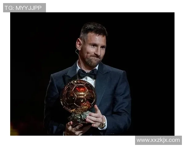 虎年足球巨星风采展现：盘点年度最佳球员及其辉煌成就